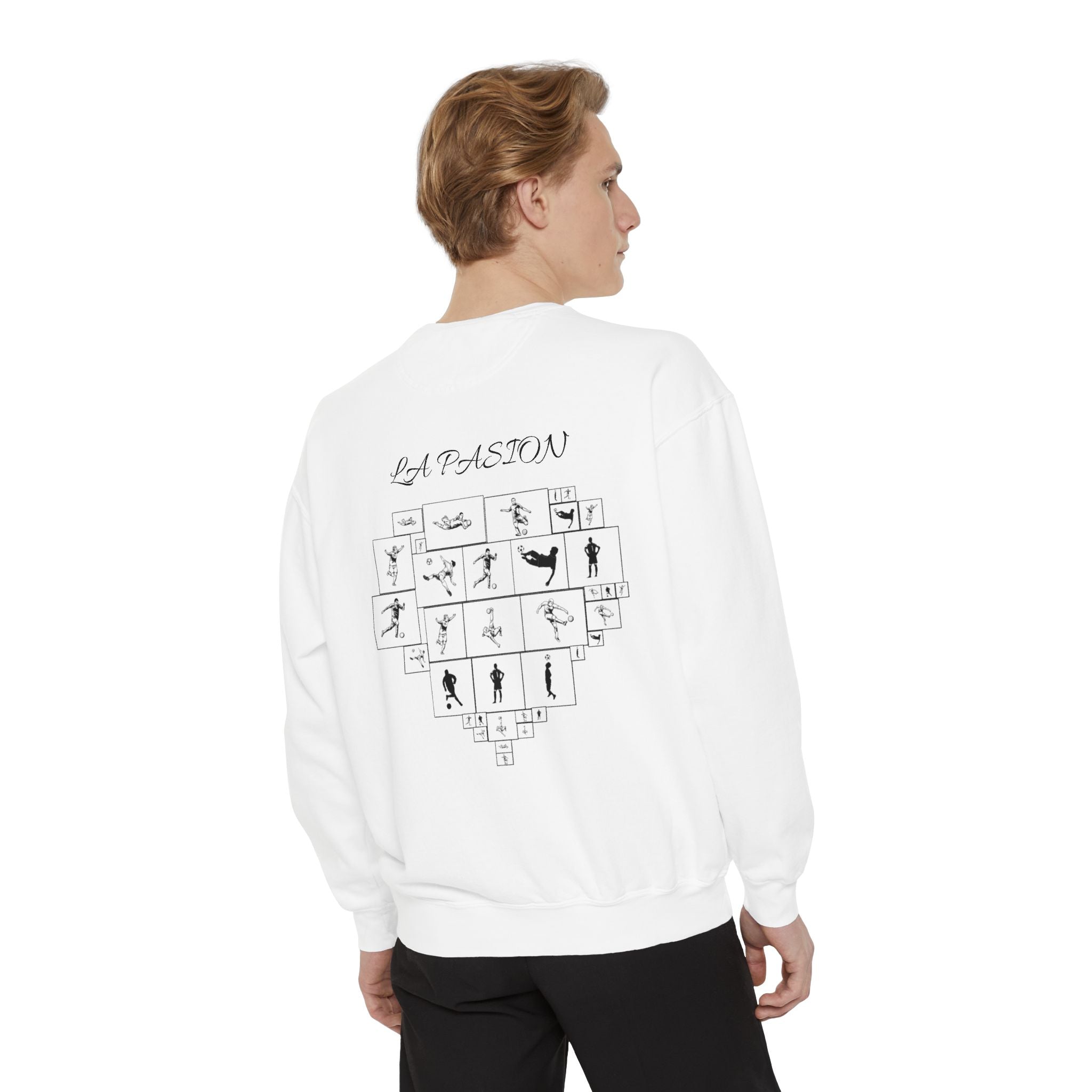 Pitch Vibes La Pasion Heart Graphic Crewneck