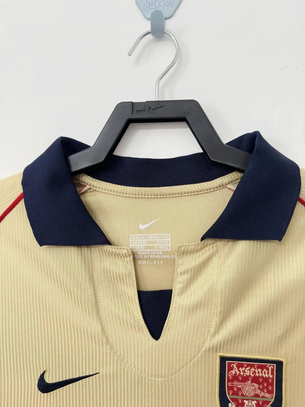 Arsenal 2001/2002 Retro Jersey
